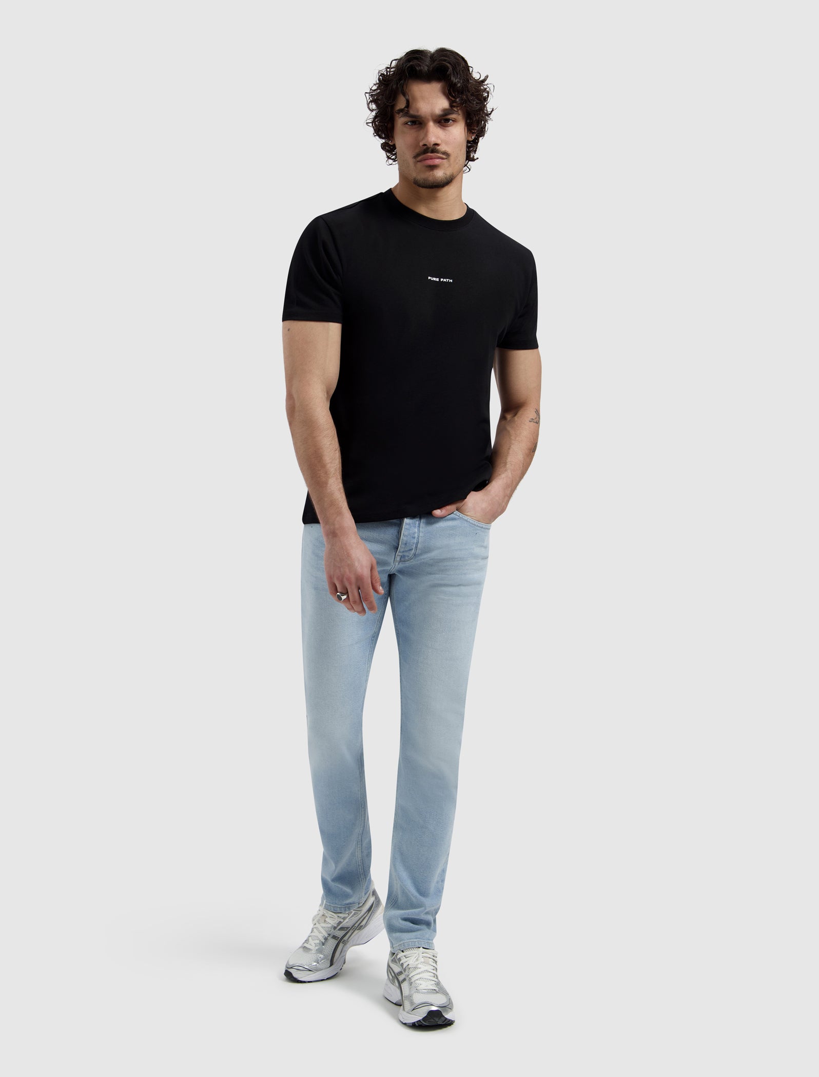 The Ryan Slim Fit Jeans | Denim Light Blue