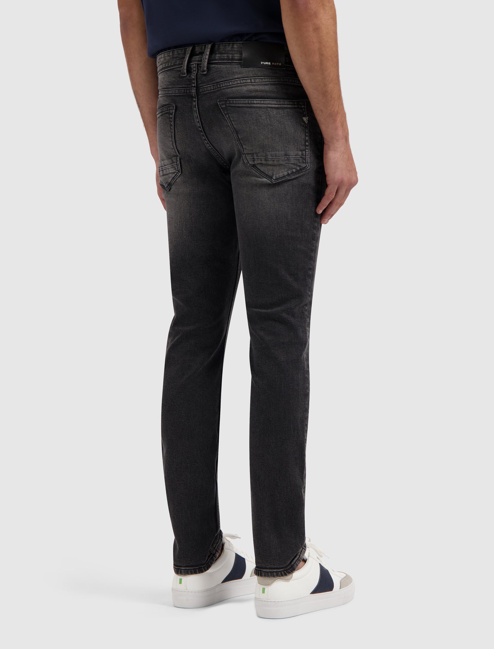 The Ryan Slim Fit Jeans | Denim Dark Grey
