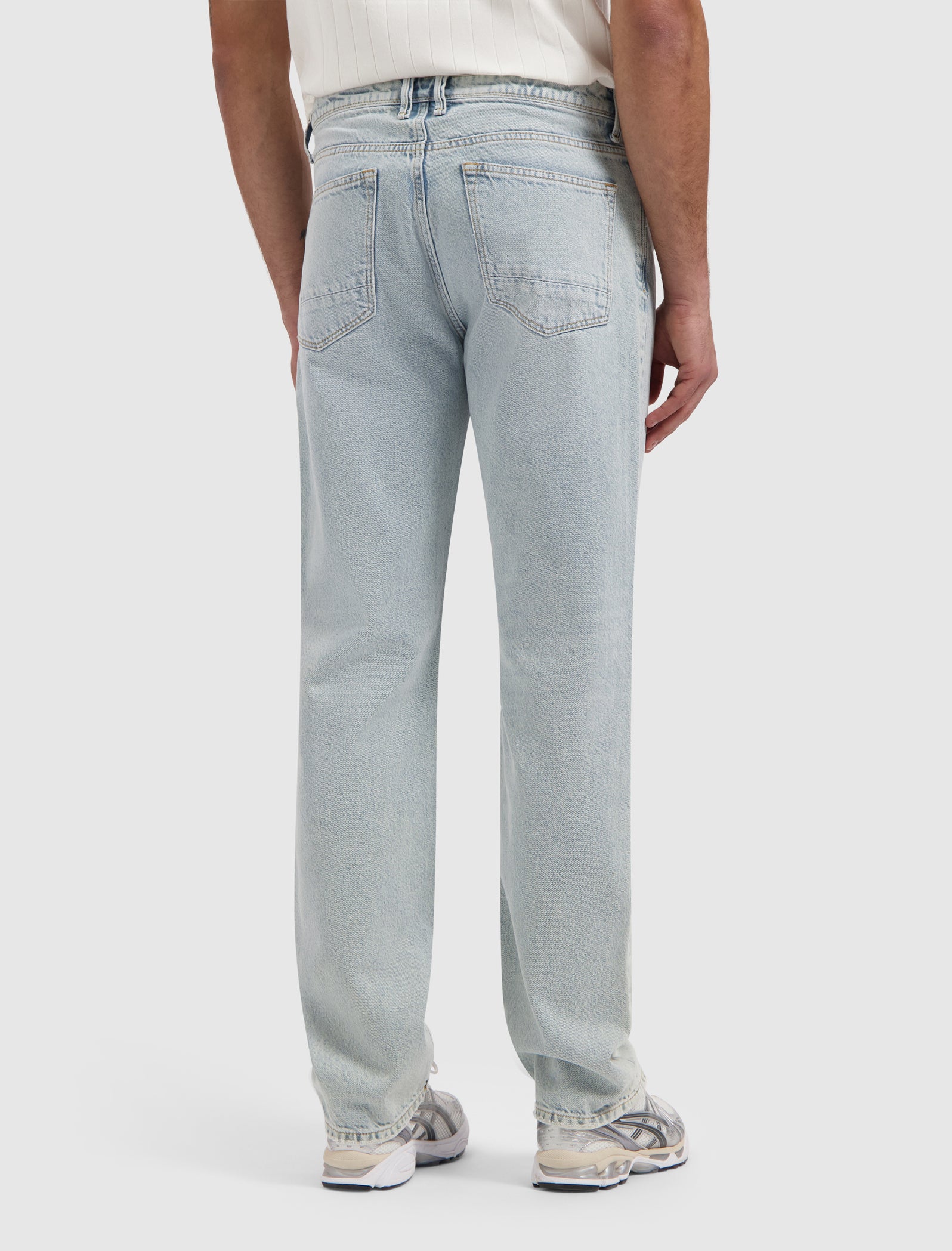 The Aiden Loose Fit Jeans | Denim Light Blue