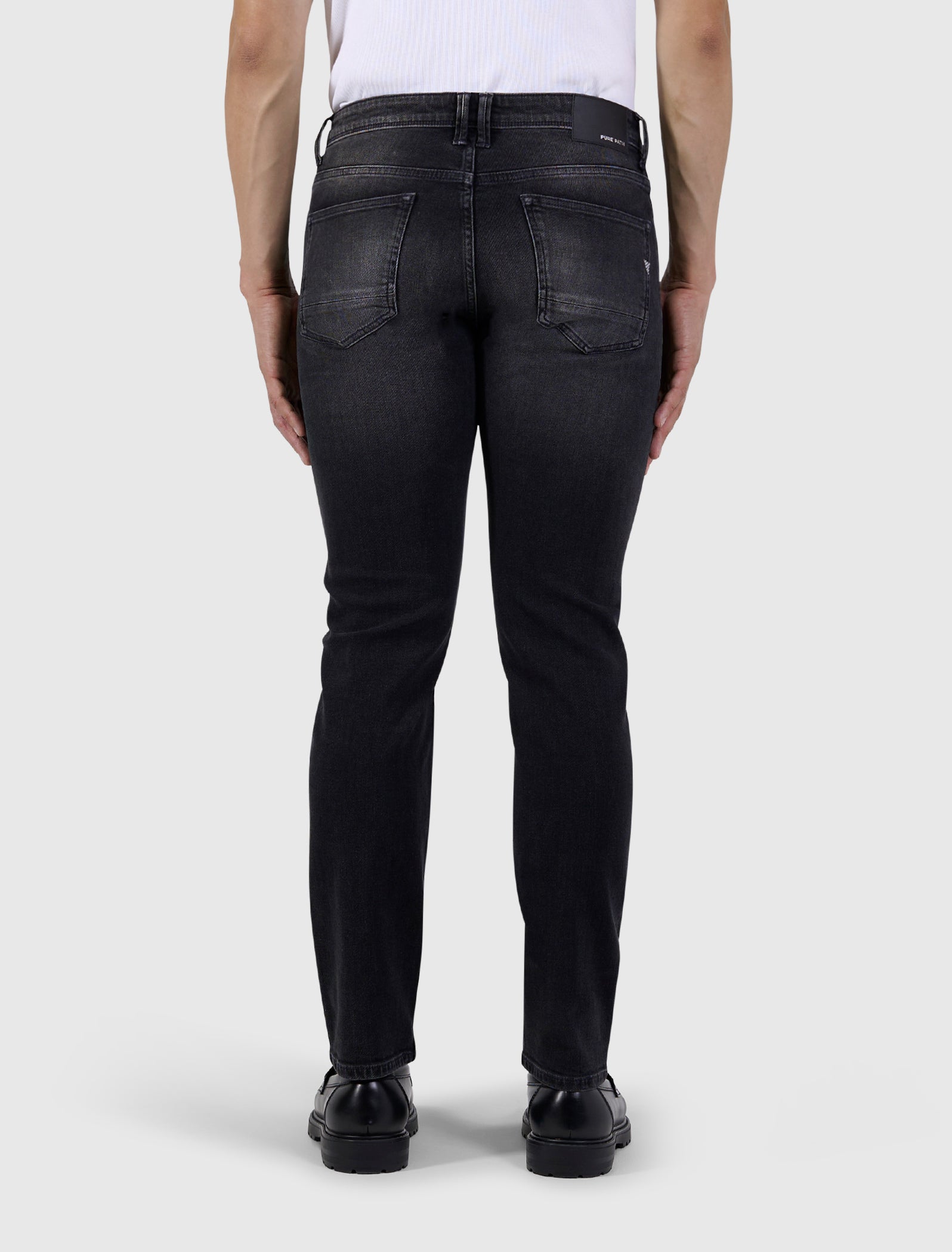 The Ryan Slim Fit Jeans | Denim Washed Black