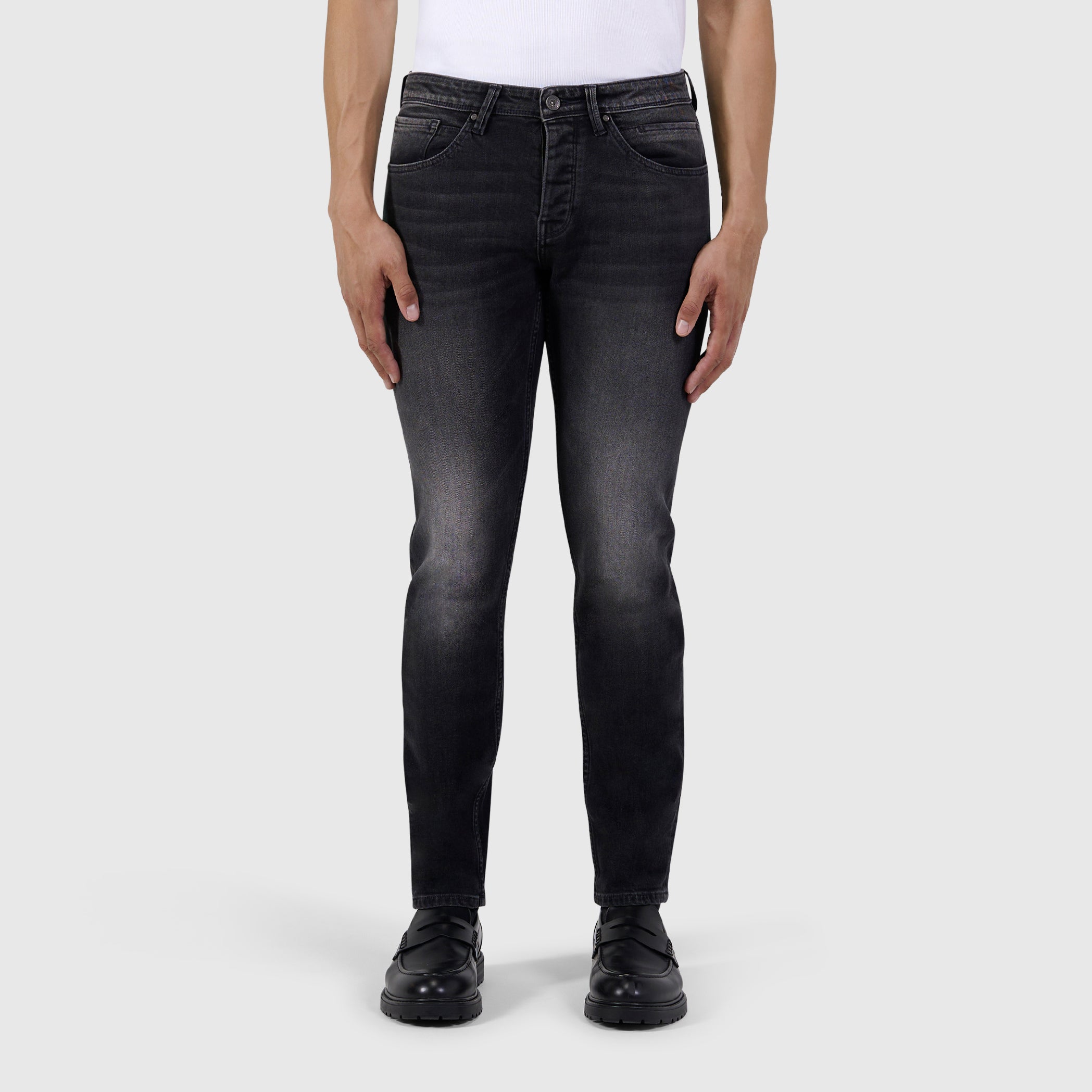 The Ryan Slim Fit Jeans | Denim Washed Black