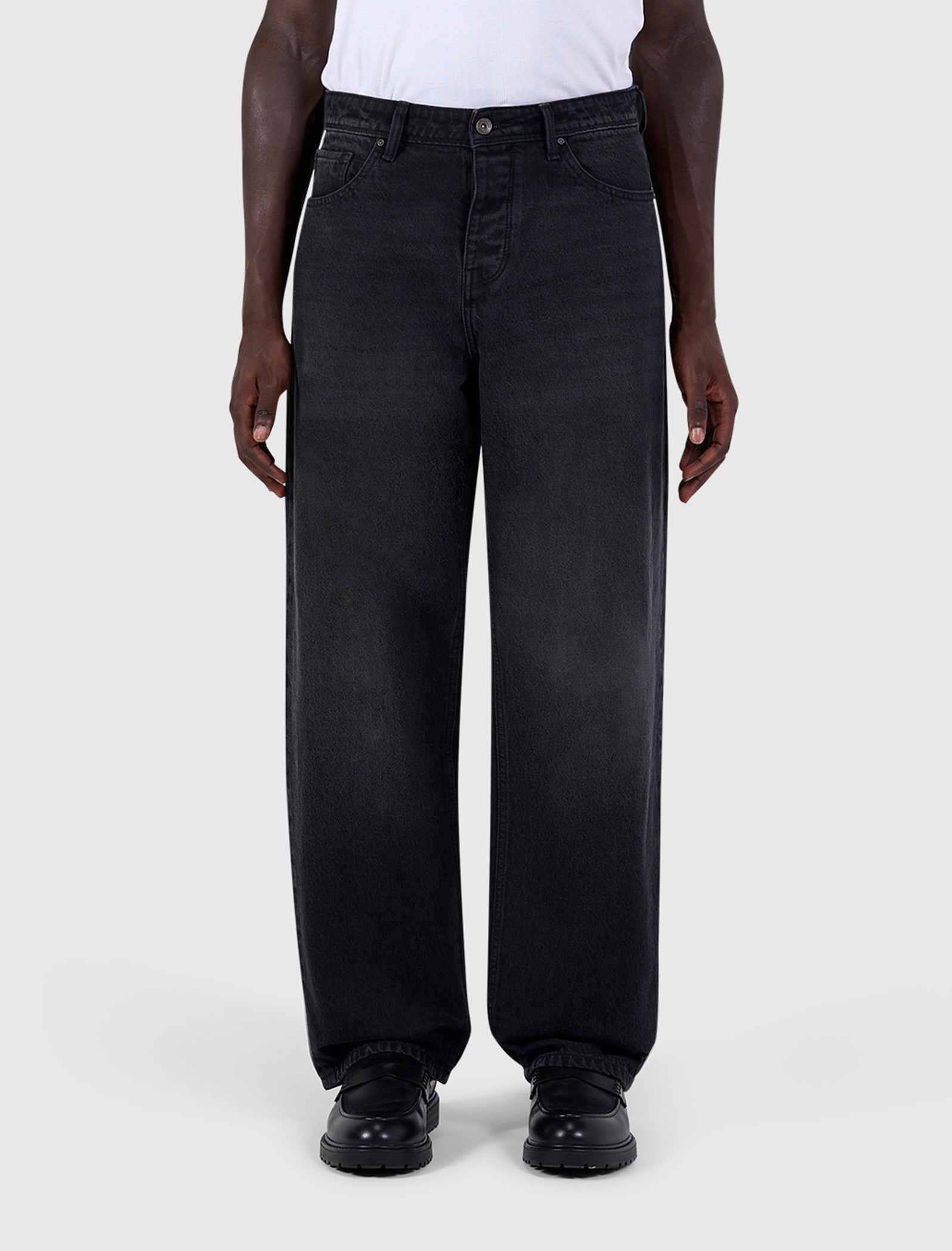 The Chase Loose Fit Jeans | Denim Washed Black