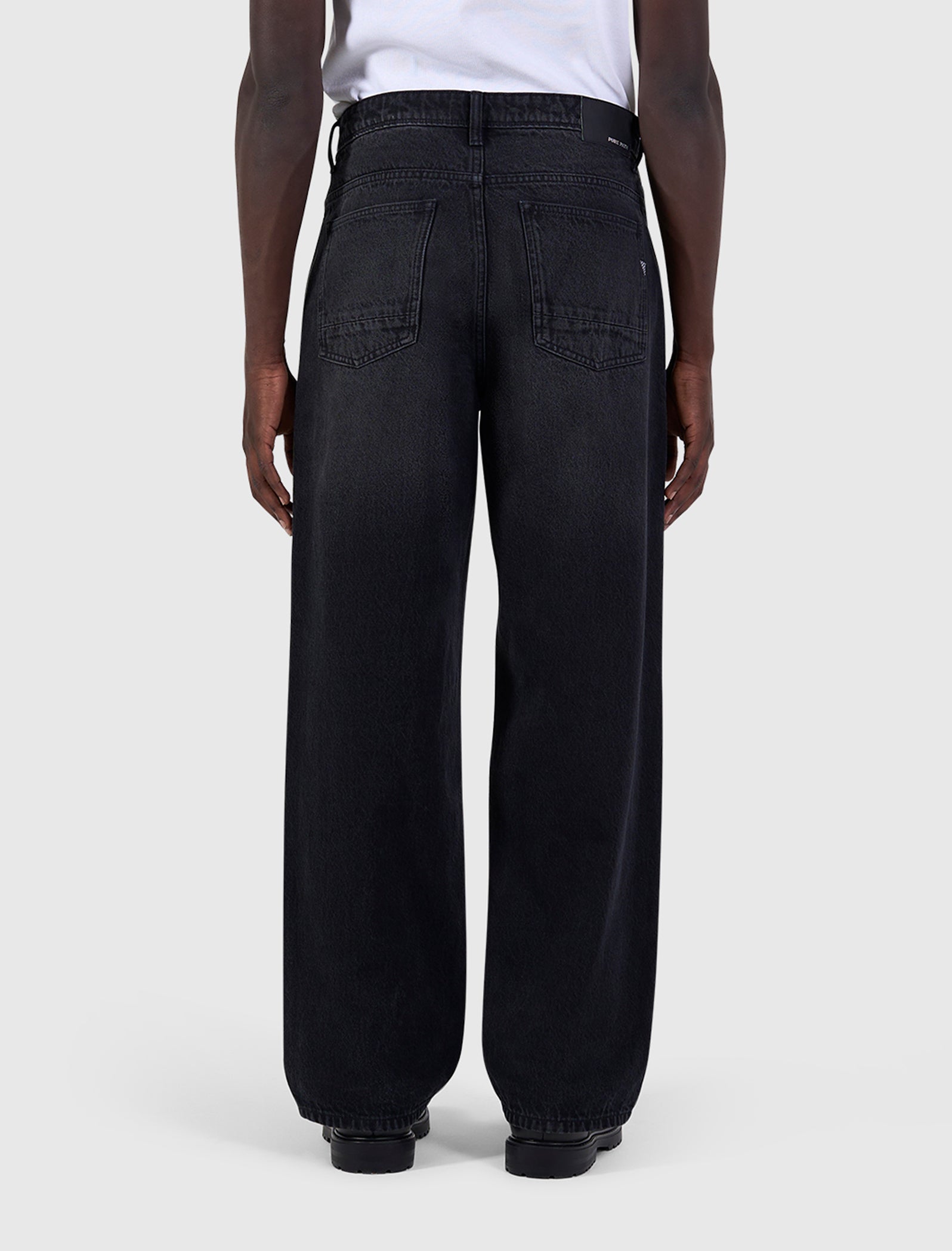 The Chase Loose Fit Jeans | Denim Washed Black