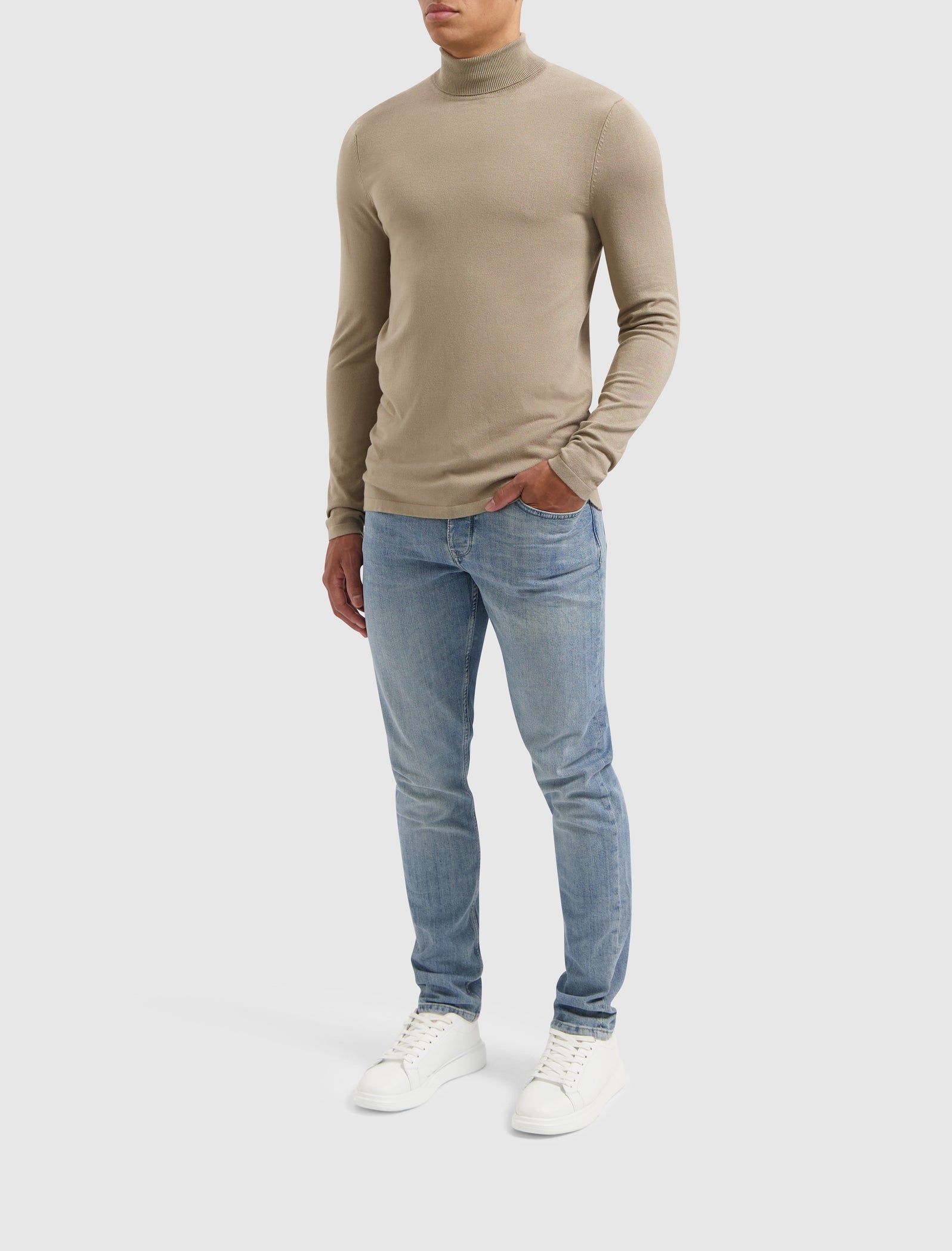 The Ryan Slim Fit Jeans | Denim Light Blue