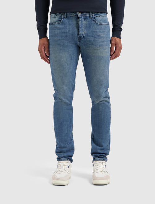 The Ryan Slim Fit Jeans | Denim Mid Blue