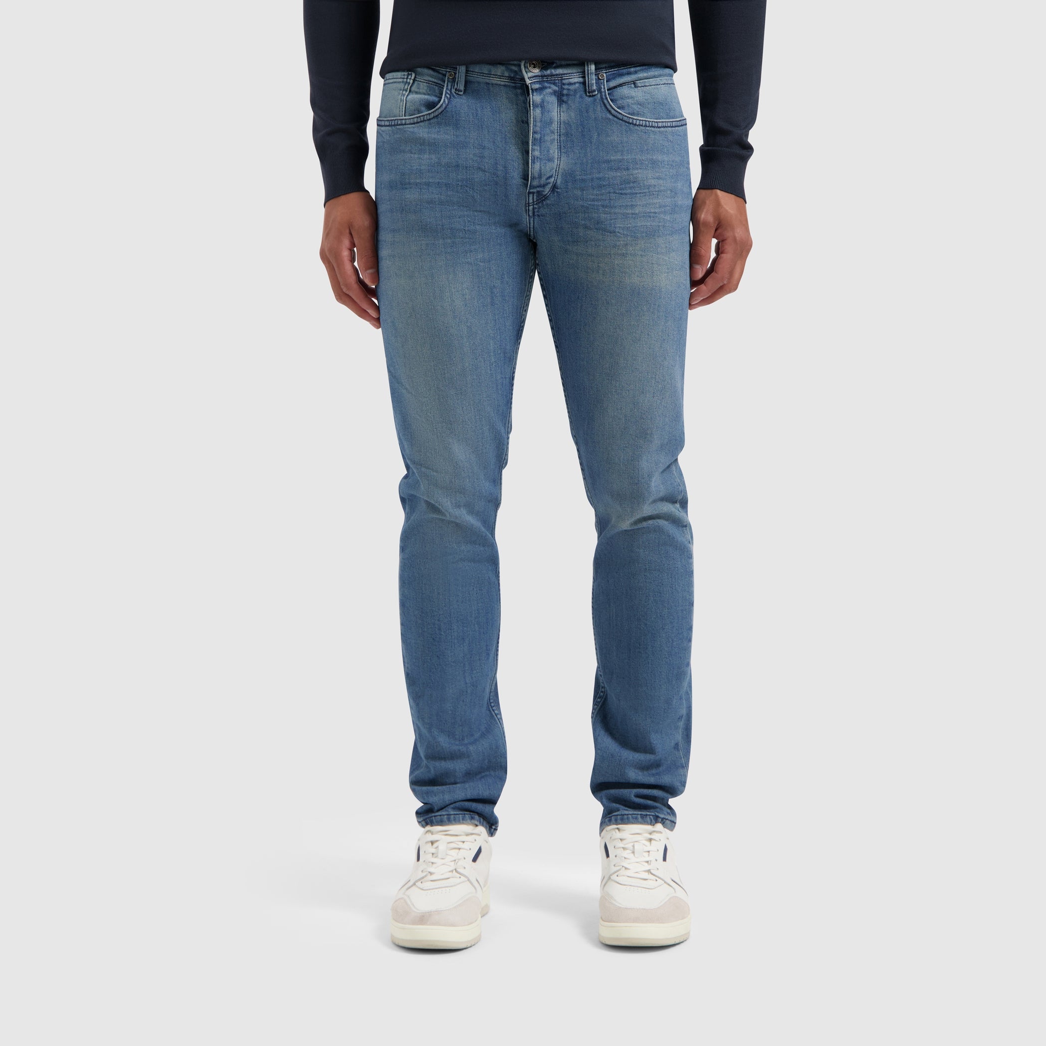 The Ryan Slim Fit Jeans | Denim Mid Blue
