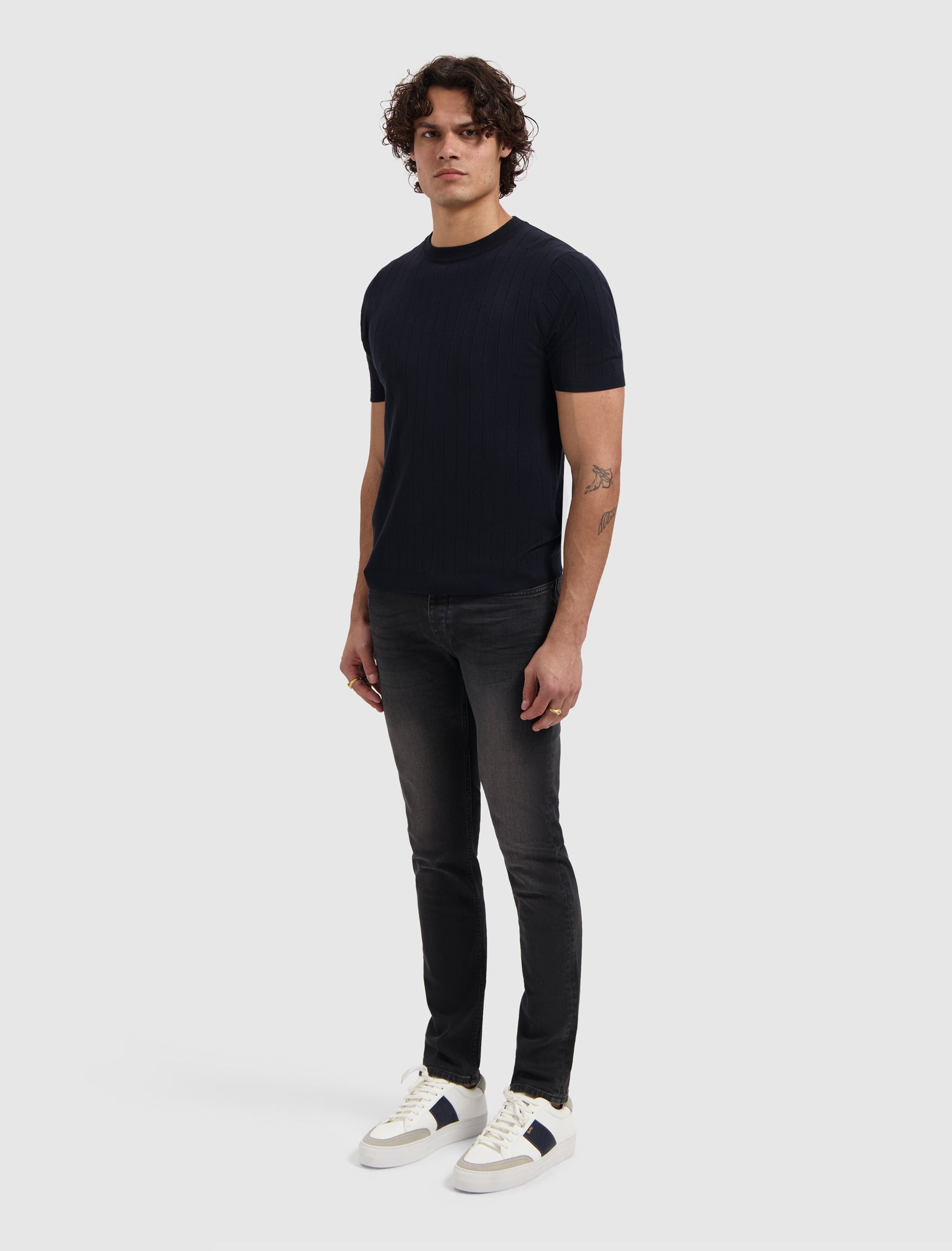 The Ryan Slim Fit Jeans | Denim Washed Black